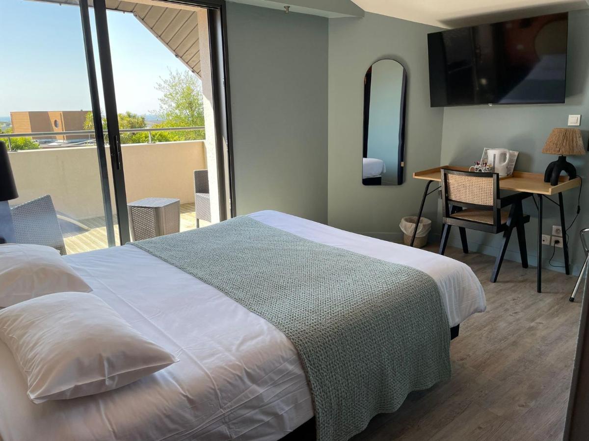 Logis Hotel Du Large プルゴンヴラン エクステリア 写真